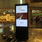 Circuito cartelería digital - pantalla de alta definición. Centro comercial Paseo Alcorta.